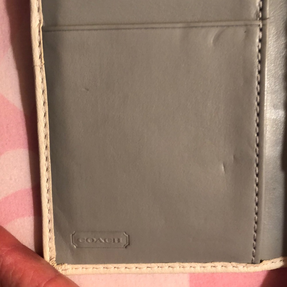 Coach trifold wallet - Picture 4 of 7